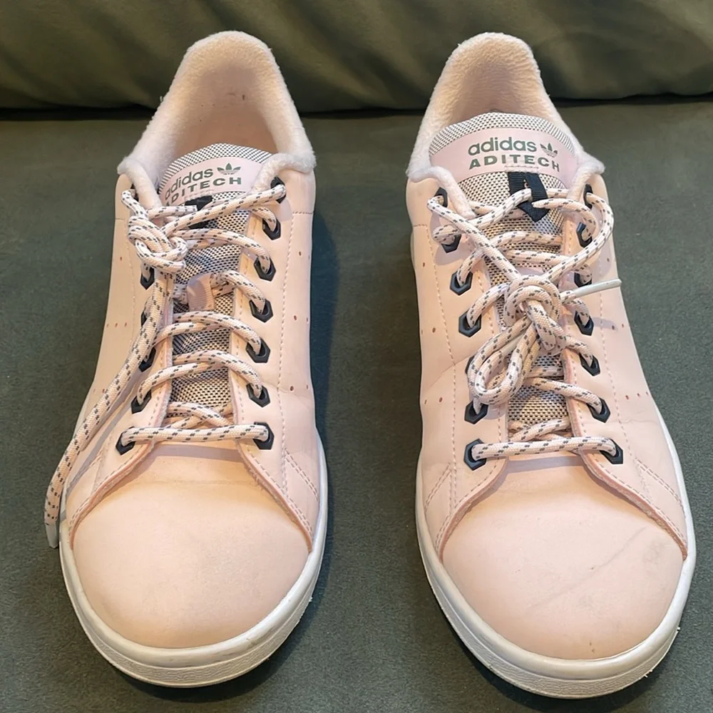 Pink Adidas Aditech Low Top Sneaker Sz 9.5” - Picture 2 of 6